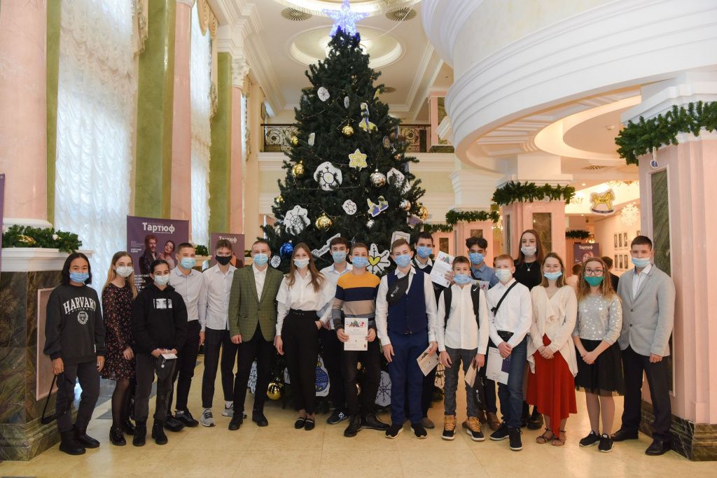 19 декабря состоялась Губернаторская елка для одаренных детей Тюменской области
