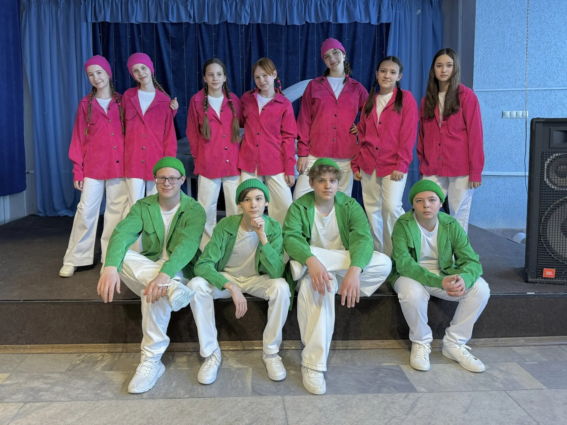 В эти праздничные дни вокалисты студии «Дебют» продемонстрировали свой талант на масштабных площадках!