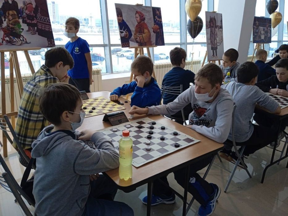 Достойное выступление шашистов в Сургуте