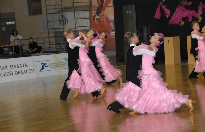 Лучшие дуэты по танцевальному спорту поборются за Кубок Губернатора Тюменской области