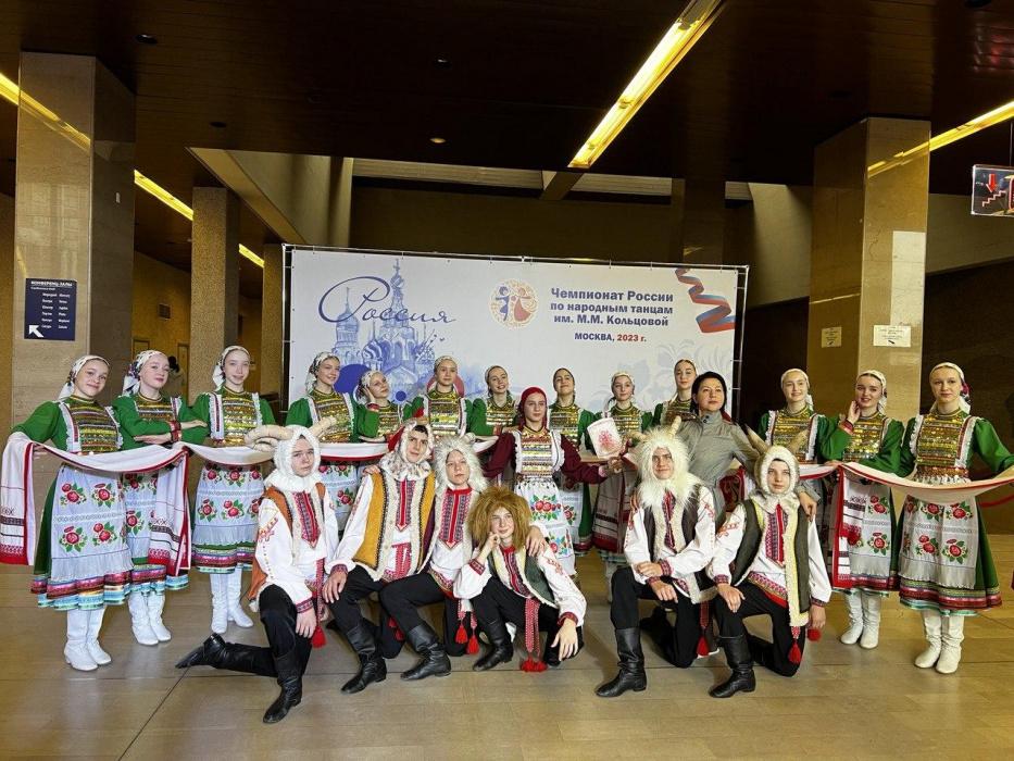 ﻿﻿  Двойное серебро «Юности Сибири» на чемпионате России по народным танцам